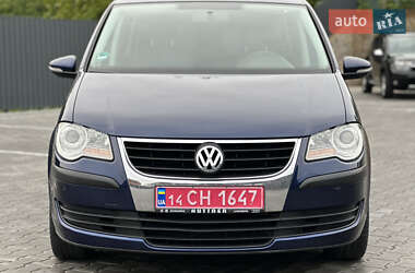 Минивэн Volkswagen Touran 2009 в 