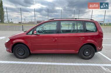 Мінівен Volkswagen Touran 2007 в 