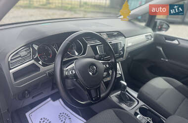 Мікровен Volkswagen Touran 2016 в 