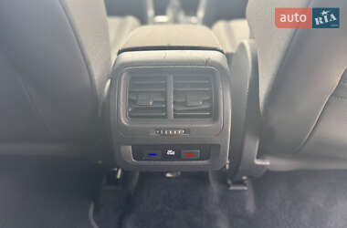 Мікровен Volkswagen Touran 2016 в 