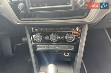Мікровен Volkswagen Touran 2016 в 