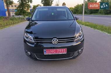 Мінівен Volkswagen Touran 2013 в 