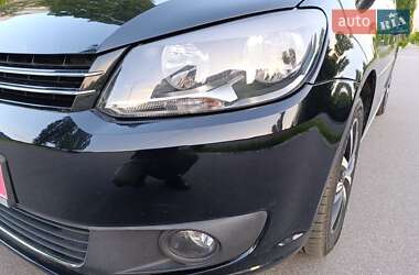 Мінівен Volkswagen Touran 2013 в 