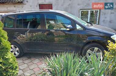 Минивэн Volkswagen Touran 2004 в 