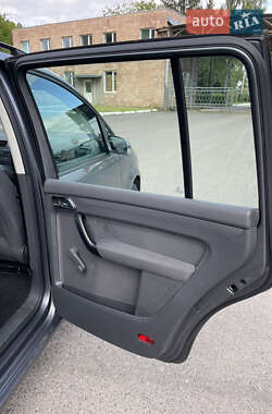 Минивэн Volkswagen Touran 2005 в 