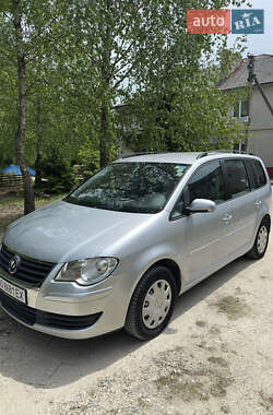 Минивэн Volkswagen Touran 2007 в Збараже