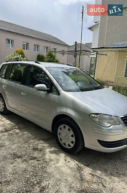 Минивэн Volkswagen Touran 2007 в 