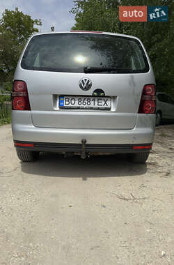 Минивэн Volkswagen Touran 2007 в 