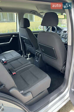 Минивэн Volkswagen Touran 2007 в 
