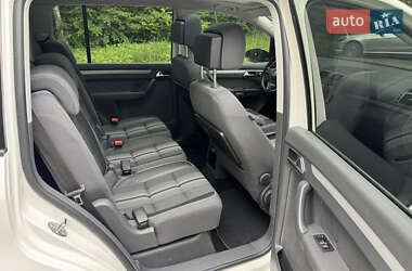 Минивэн Volkswagen Touran 2013 в 