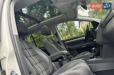 Минивэн Volkswagen Touran 2013 в 
