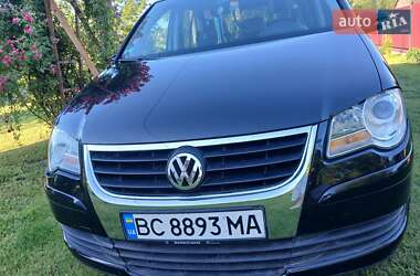 Минивэн Volkswagen Touran 2009 в Львове