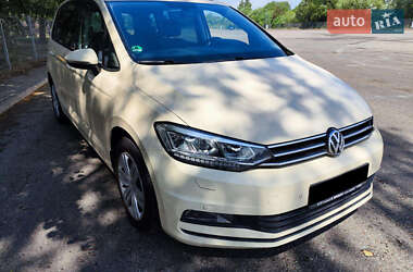 Микровэн Volkswagen Touran 2017 в 