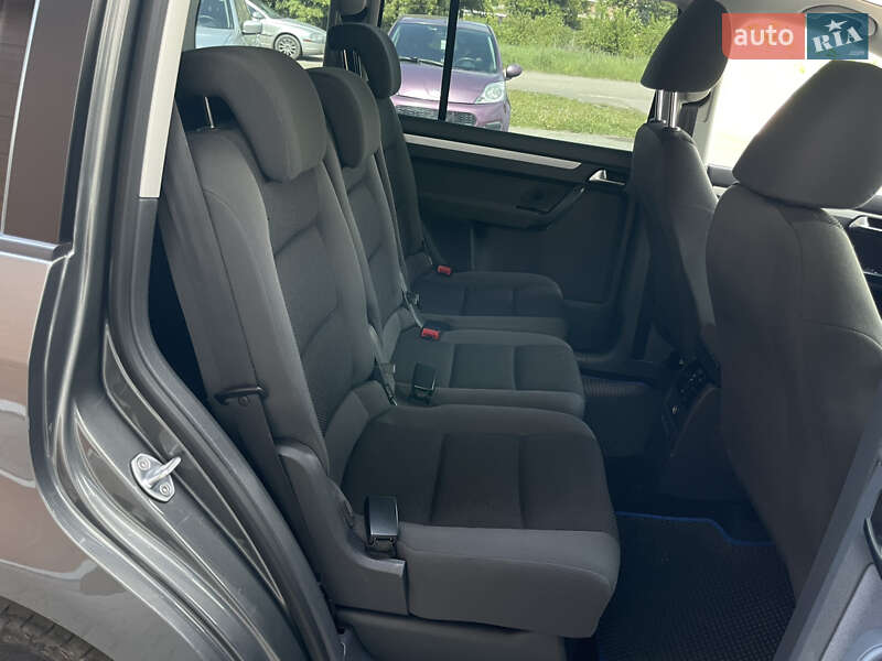 Минивэн Volkswagen Touran 2012 в Бердичеве