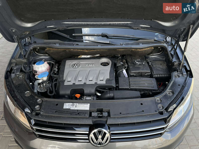Минивэн Volkswagen Touran 2012 в Бердичеве