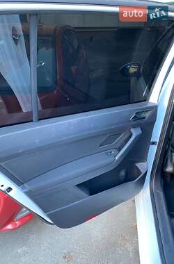 Микровэн Volkswagen Touran 2016 в 