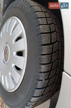 Минивэн Volkswagen Touran 2007 в 
