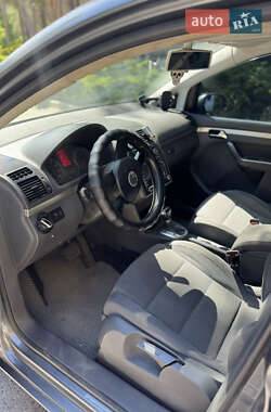 Минивэн Volkswagen Touran 2006 в 