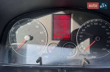 Минивэн Volkswagen Touran 2006 в 