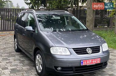 Минивэн Volkswagen Touran 2006 в Вознесенске
