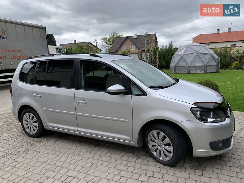 Мінівен Volkswagen Touran 2012 в Львові