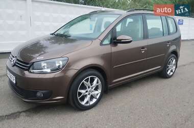 Мінівен Volkswagen Touran 2013 в Києві