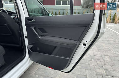 Микровэн Volkswagen Touran 2019 в 