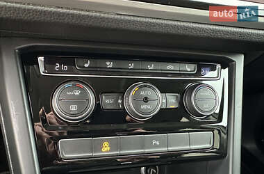 Микровэн Volkswagen Touran 2019 в 