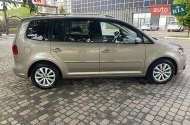 Минивэн Volkswagen Touran 2012 в 
