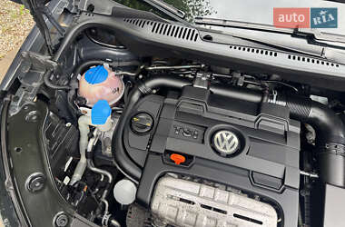 Мінівен Volkswagen Touran 2011 в 