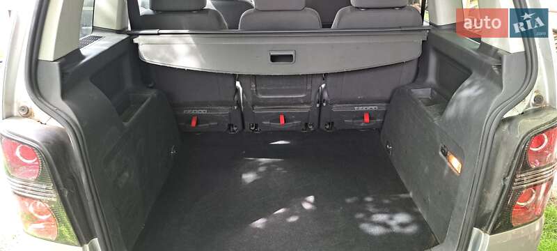 Минивэн Volkswagen Touran 2009 в Чернигове