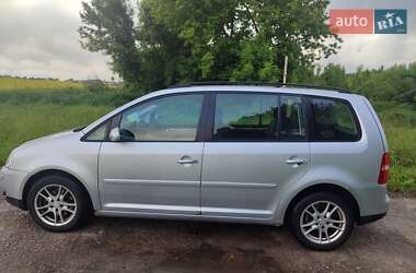 Минивэн Volkswagen Touran 2005 в 