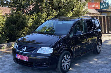 Минивэн Volkswagen Touran 2005 в Вознесенске