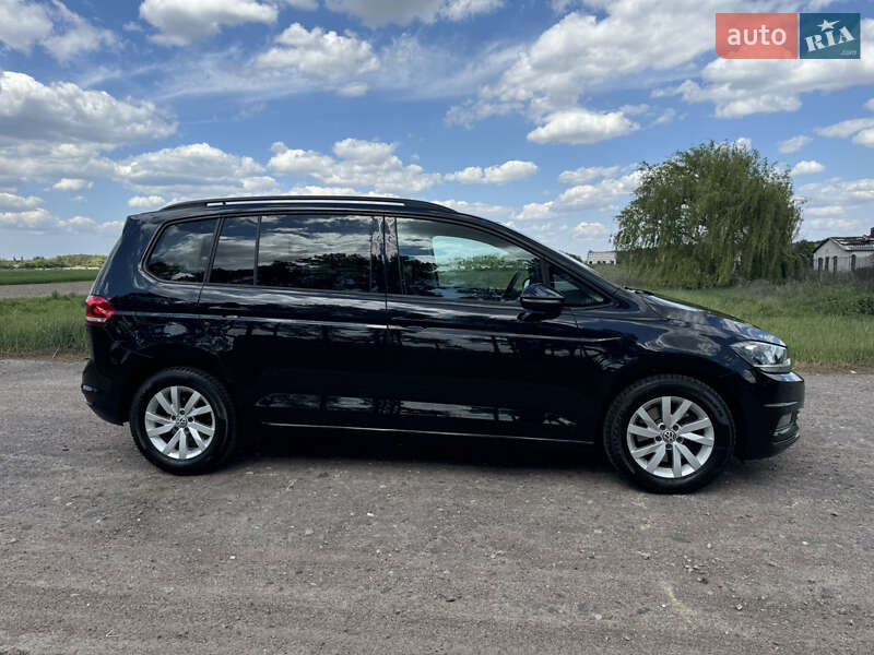 Микровэн Volkswagen Touran 2020 в Броварах