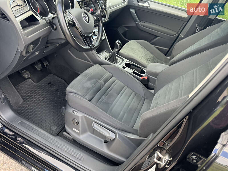 Микровэн Volkswagen Touran 2020 в Броварах