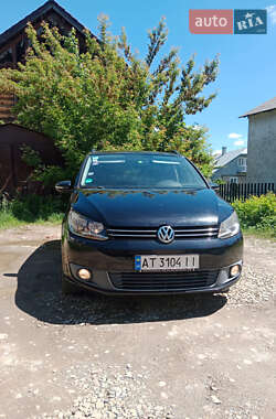 Минивэн Volkswagen Touran 2010 в Рожнятове