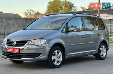 Минивэн Volkswagen Touran 2008 в 