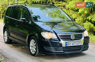 Мінівен Volkswagen Touran 2010 в Кременці