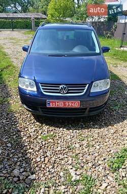Минивэн Volkswagen Touran 2005 в Косове