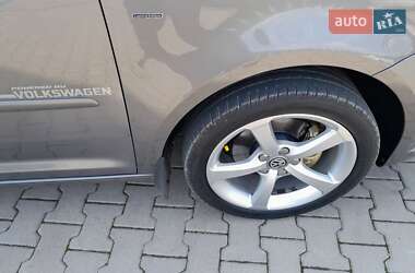 Минивэн Volkswagen Touran 2011 в 