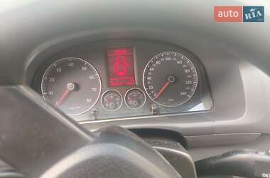 Минивэн Volkswagen Touran 2006 в 