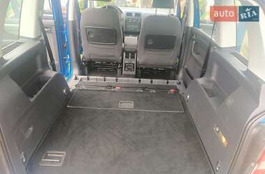 Минивэн Volkswagen Touran 2006 в 
