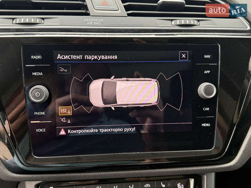 Мікровен Volkswagen Touran 2017 в Стрию
