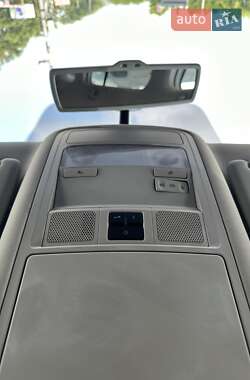 Минивэн Volkswagen Touran 2013 в 