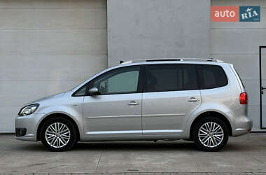 Минивэн Volkswagen Touran 2015 в 