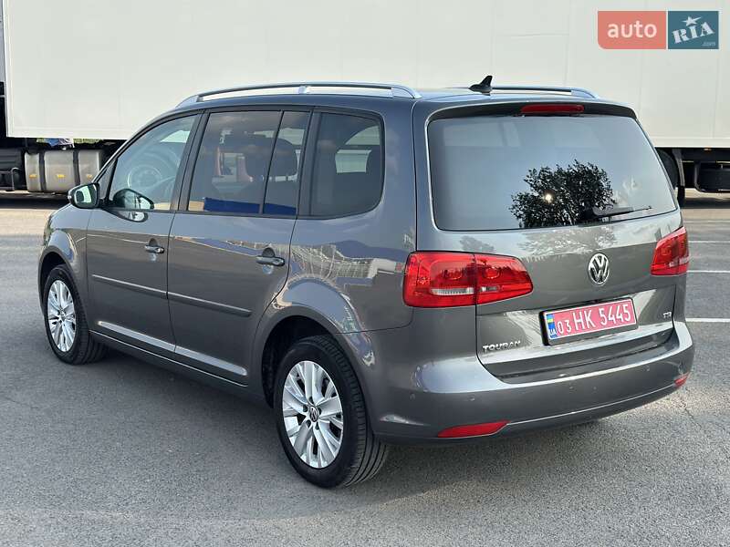 Мінівен Volkswagen Touran 2014 в Луцьку