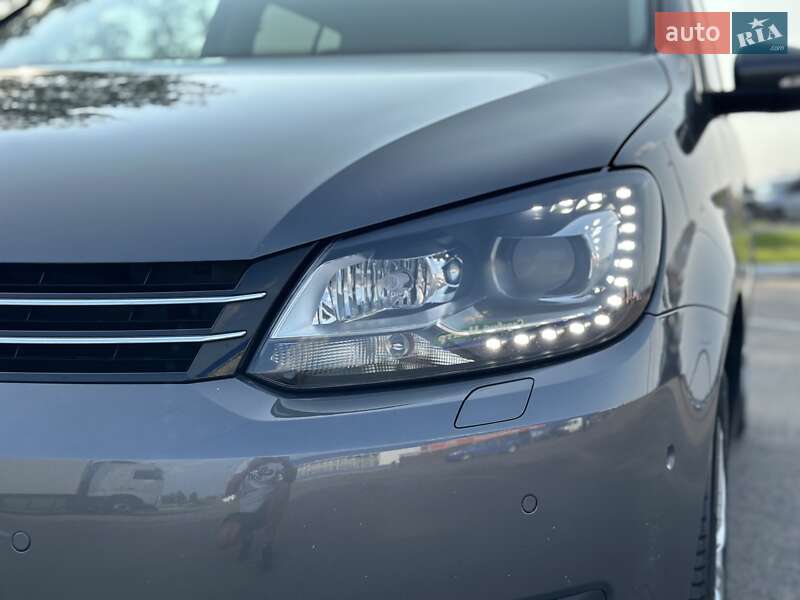 Мінівен Volkswagen Touran 2014 в Луцьку
