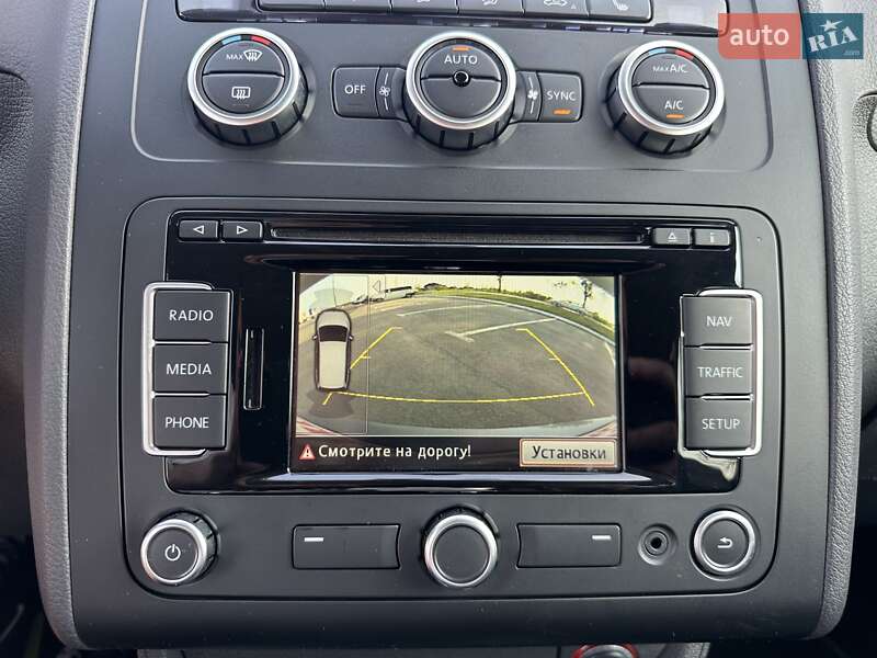 Мінівен Volkswagen Touran 2014 в Луцьку