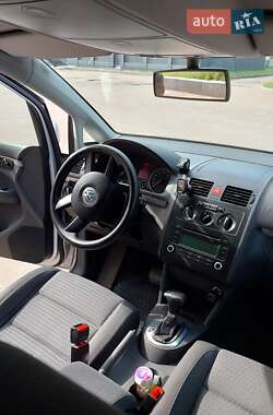 Минивэн Volkswagen Touran 2006 в 