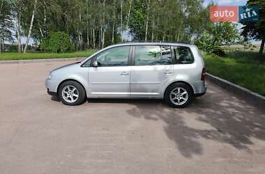 Минивэн Volkswagen Touran 2006 в 